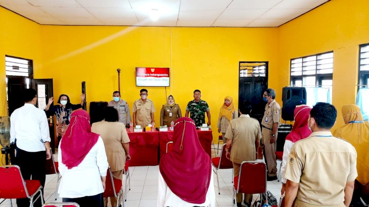 Rakor Percepatan Penurunan  Stunting Tingkat Kecamatan di Ruang Rapat Kecamatan Gantiwarno