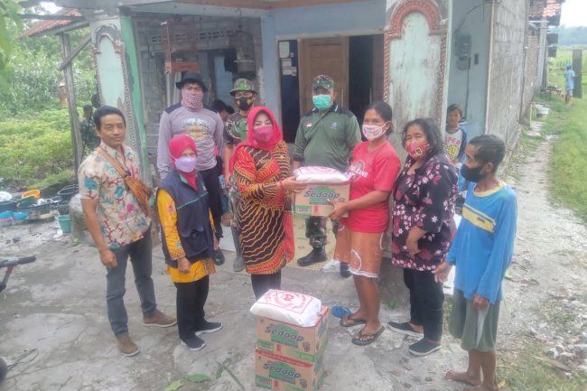 Bantuan Korban Bencana Angin Puting Beliung di desa Katekan