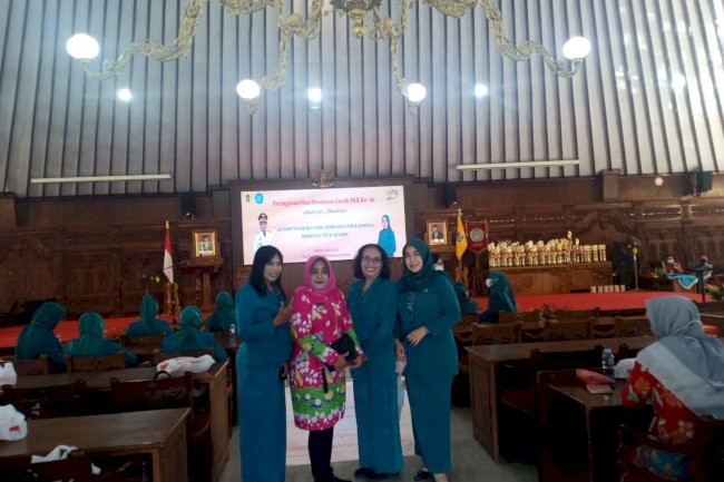 Memperingati Hari Kesatuan Gerak PKK ke 50 di Pendopo Pemda Klaten