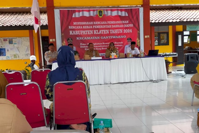Musyawarah Rencana Pembangunan Rencana Kerja Pemerintah Daerah (RKPD)  di Pendopo Kecamatan Gantiwarno