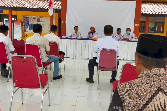 Sosialisasi Permendes di Pendopo Kecamatan Gantiwarno