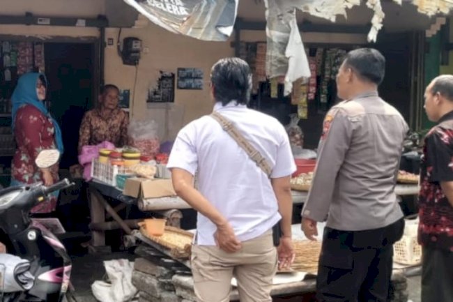 Pemantauan harga dan ketersediaan bahan pangan di pasar tradisional