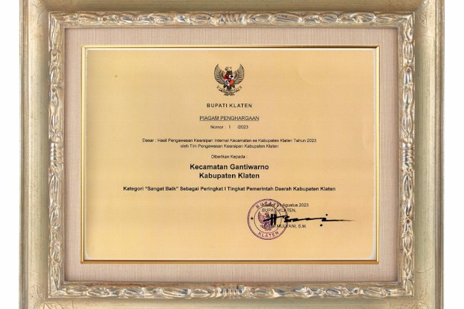 PIAGAM PENGHARGAAN JUARA 1 KEARSIPAN INTERNAL KECAMATAN SE-KABUPATEN KLATEN TAHUN 2023