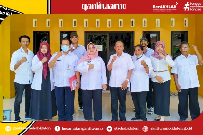 Camat Gantiwarno Melakukan Monev Administrasi di 4 Desa