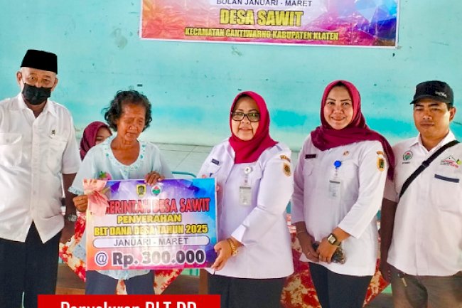 Desa Muruh menyalurkan BLT DD