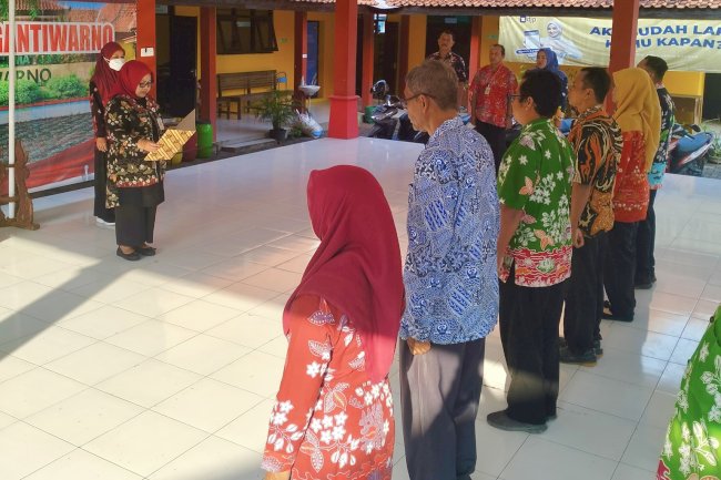 Apel Pagi, Camat Gantiwarno Berikan Semangat Baru