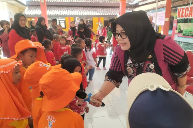 Ceria dan Edukatif, Anak TK Pertiwi Jogoprayan Sambangi Pendopo Kecamatan