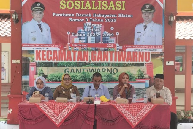"Sosialisasi Perda Nomor 3 Tahun 2025 Tentang RPJMD Tahun 2025 - 2029 : Pembahasan 10 Program Prioritas Bupati dan Wakil Bupati Klaten."