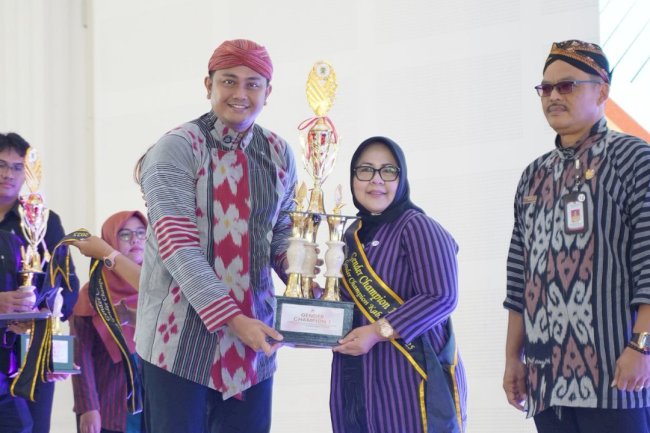 Gantiwarno Berprestasi ; Camat Gantiwarno Sabet Juara 1 Gender Champion