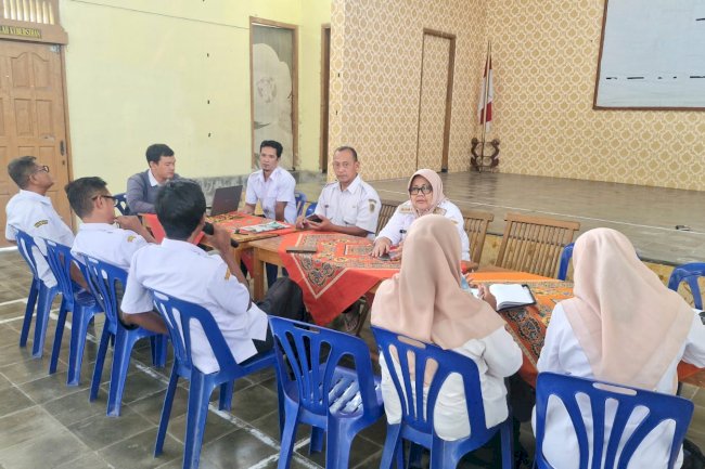 Camat Gantiwarno Hadiri Rakor Paguyuban Sekdes, Tekankan Evaluasi Kinerja Desa