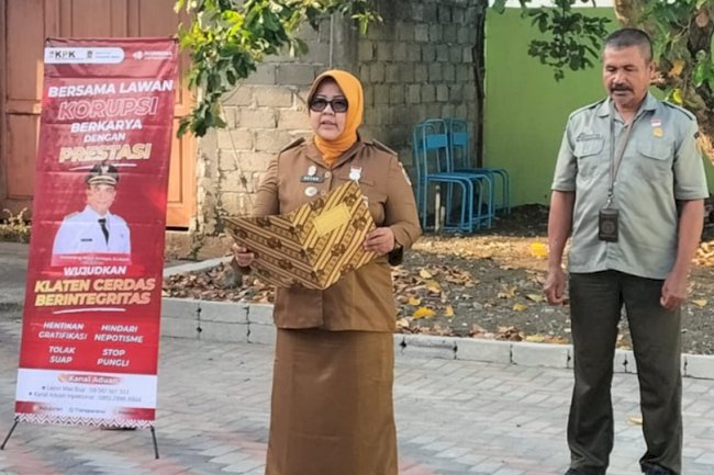 Apel Pagi Kecamatan Gantiwarno: Bersama Lawan Korupsi, Berkarya dengan Prestasi, Wujudkan Klaten Cerdas Berintegritas