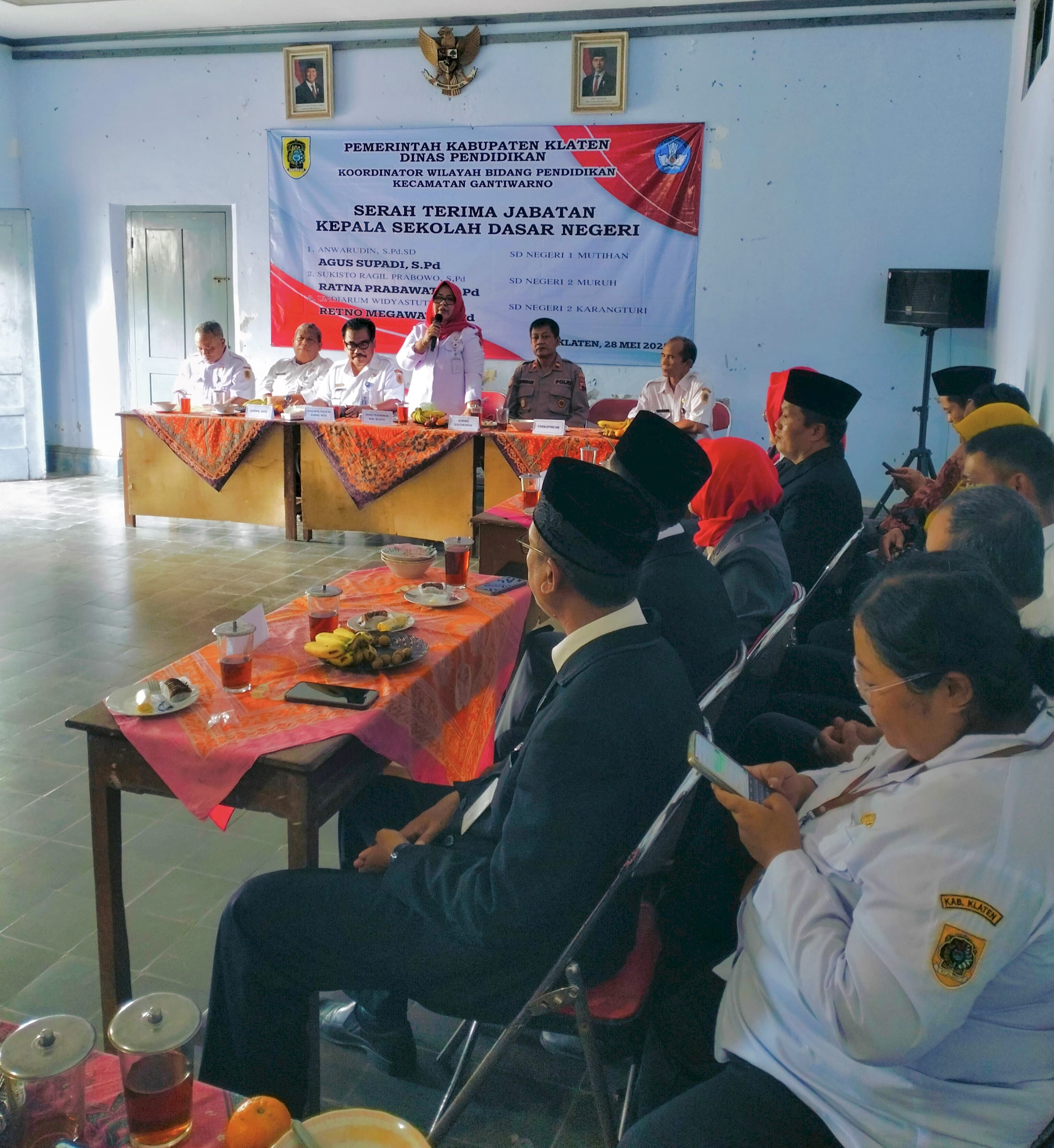 Serah Terima Jabatan Kepala Sekolah, Camat Gantiwarno Berharap Pendidikan Lebih Berkualitas