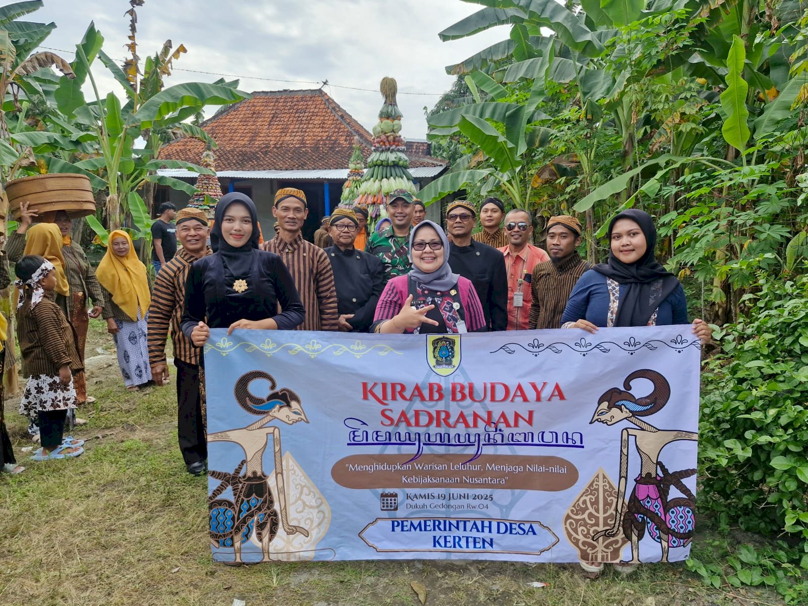Camat Gantiwarno Berikan Sambutan di Acara Tayub Desa Ngandong, Ajak Lestarikan Budaya