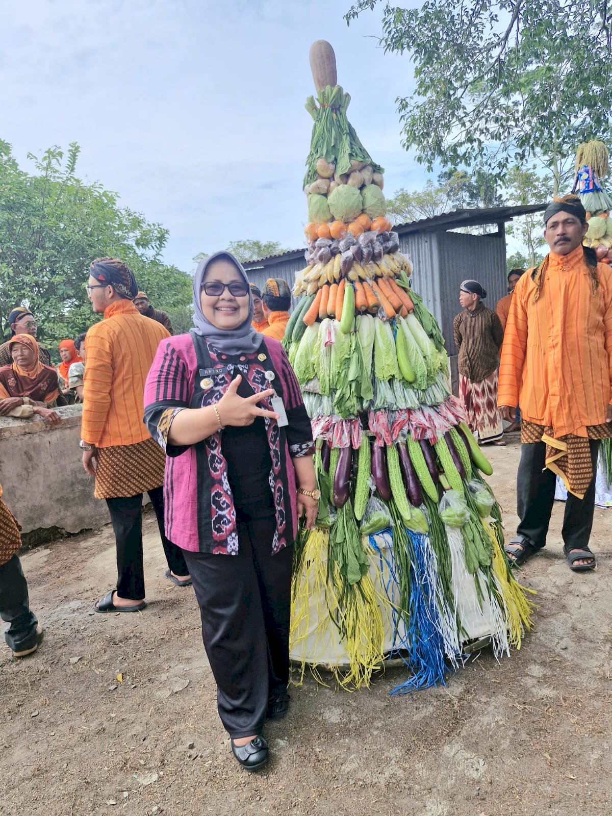 Camat Gantiwarno Berikan Sambutan di Acara Tayub Desa Ngandong, Ajak Lestarikan Budaya