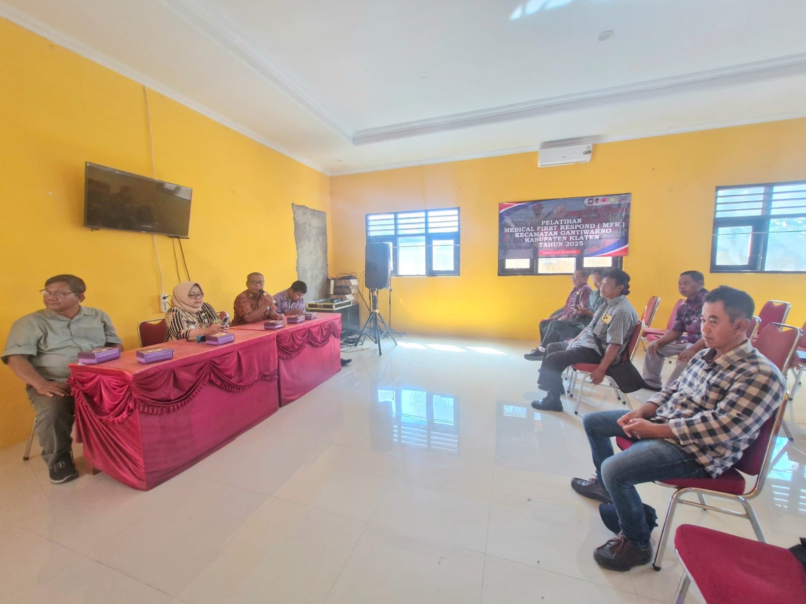 KKN APMD Yogyakarta Siap Mengabdi, Kecamatan Gantiwarno Fasilitasi Koordinasi Lapangan