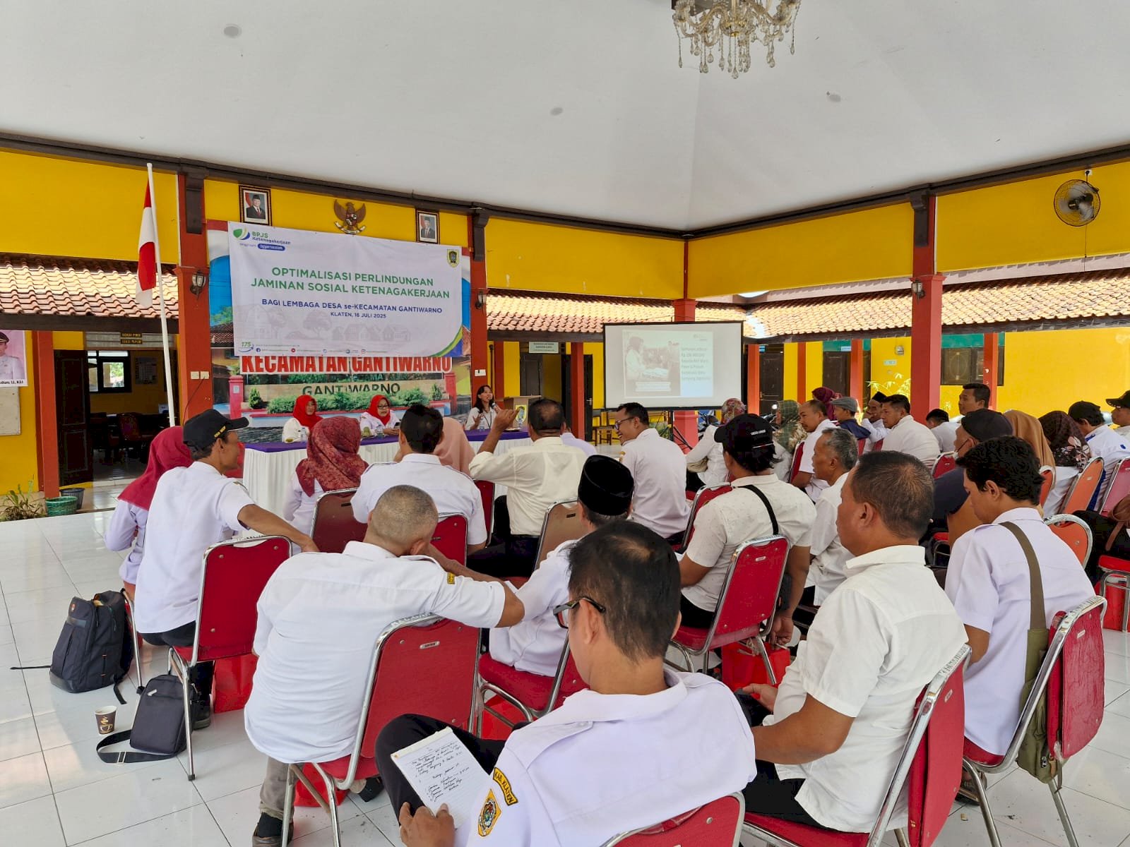 Optimalisasi Perlindungan Sosial, Kecamatan Gantiwarno Libatkan 32 Perangkat Desa