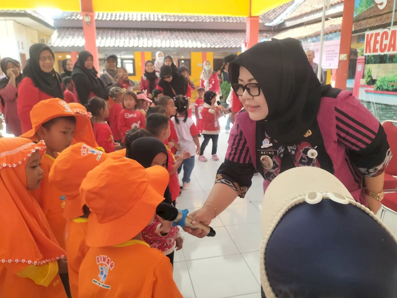 Ceria dan Edukatif, Anak TK Pertiwi Jogoprayan Sambangi Pendopo Kecamatan