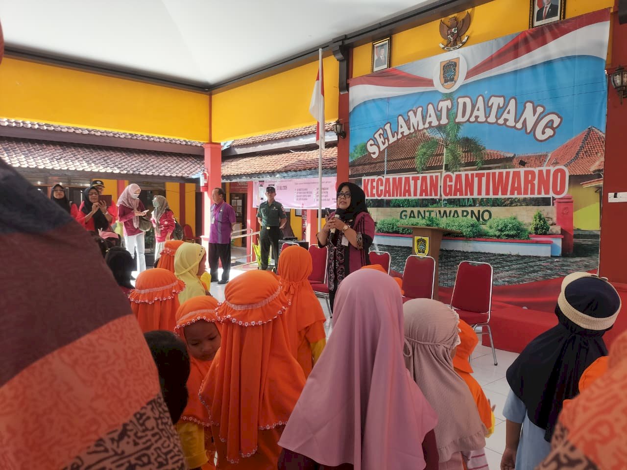 Ceria dan Edukatif, Anak TK Pertiwi Jogoprayan Sambangi Pendopo Kecamatan