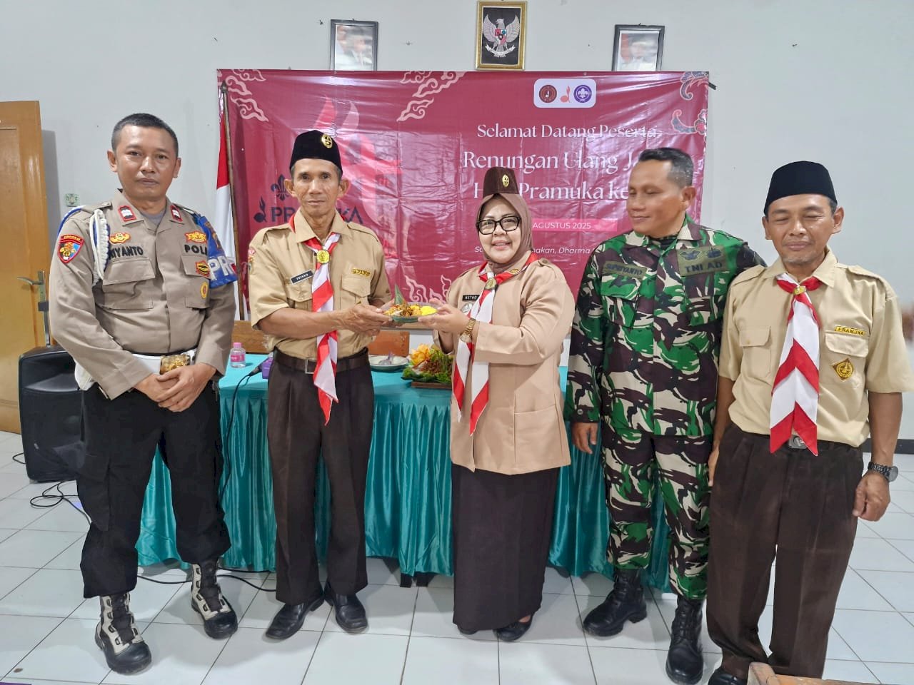 Camat Gantiwarno Pimpin Renungan Ulang Janji Pramuka di Malam Penuh Makna