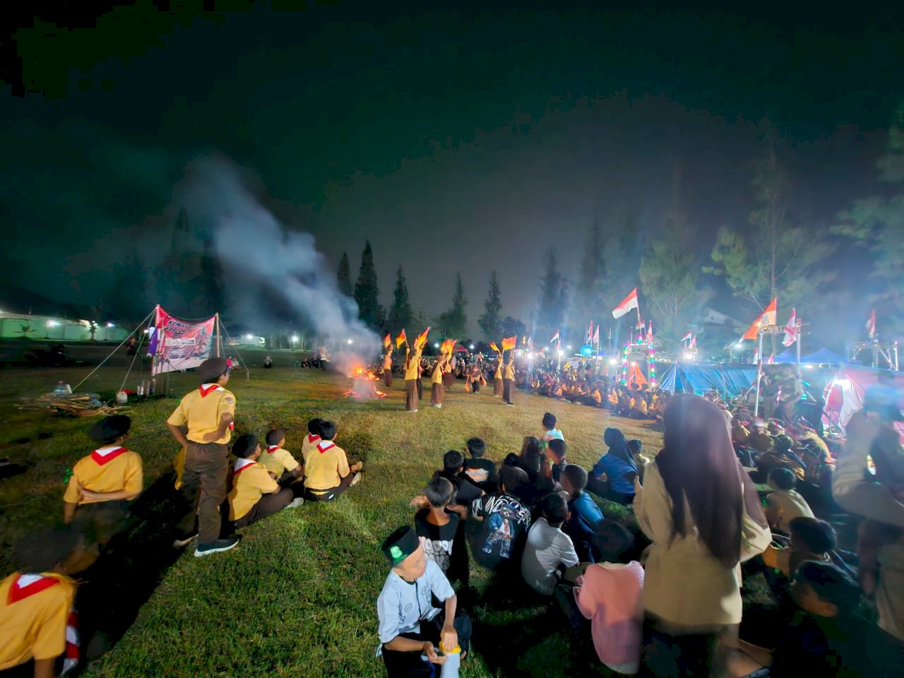 Camat Gantiwarno Pimpin Renungan Ulang Janji Pramuka di Malam Penuh Makna