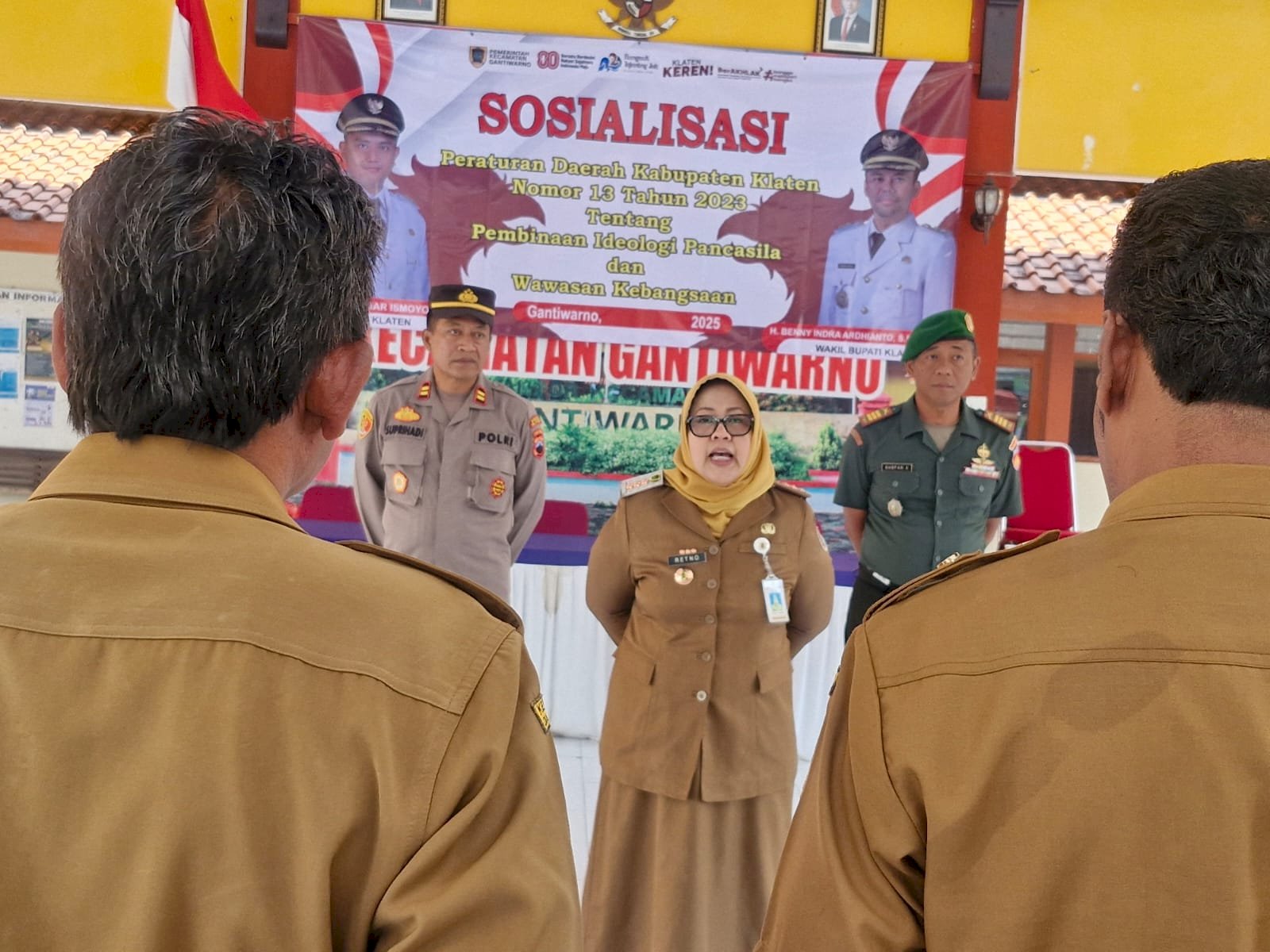 Soliditas Tiga Pilar, Kecamatan Gantiwarno Gelar Apel Bersama di Pendopo