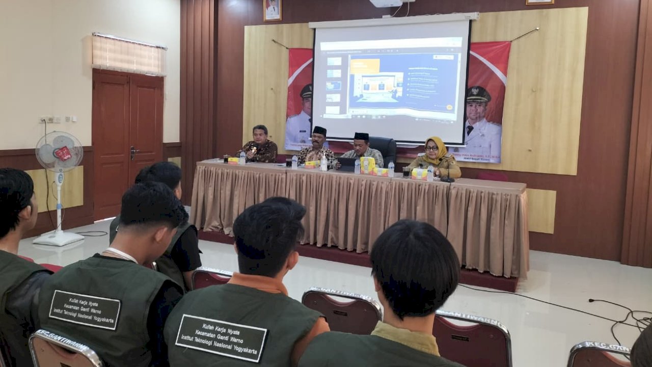 Kecamatan Gantiwarno Laksanakan Sosialisasi Perda Nomor 1 Tahun 2023 tentang Penyelenggaraan Perizinan Berusaha