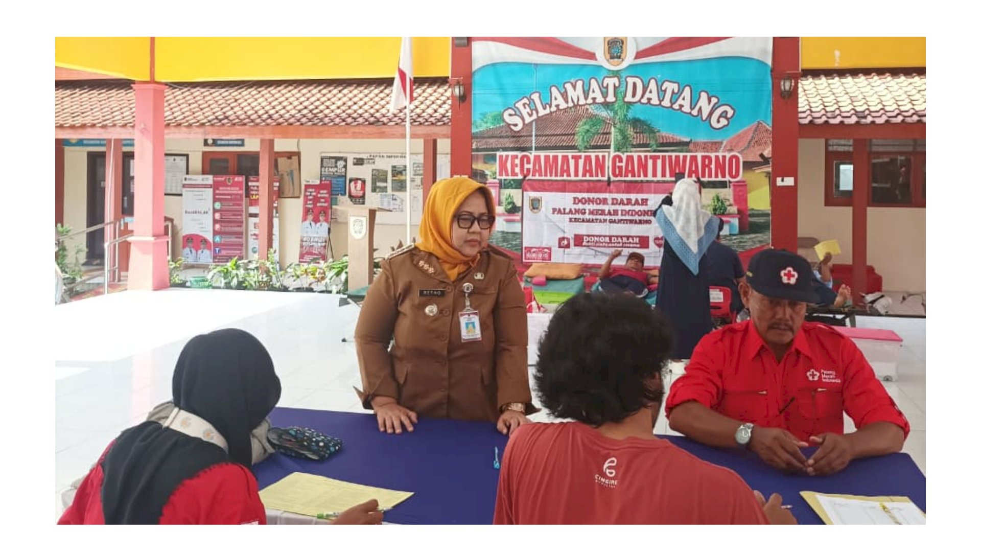 PMI Gantiwarno Gelar Donor Darah, Camat Apresiasi Antusiasme 41 Pendonor