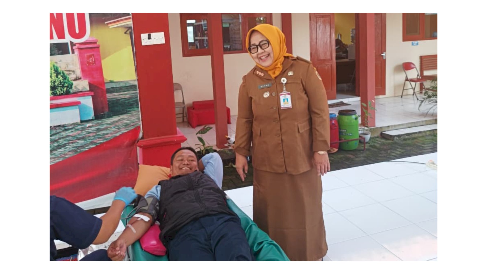 PMI Gantiwarno Gelar Donor Darah, Camat Apresiasi Antusiasme 41 Pendonor