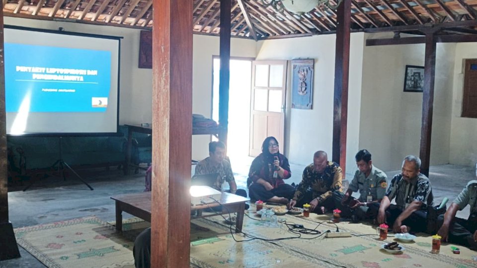 Leptospirosis Jadi Ancaman, Camat Gantiwarno Sampaikan Pencegahan kepada Warga Towangsan