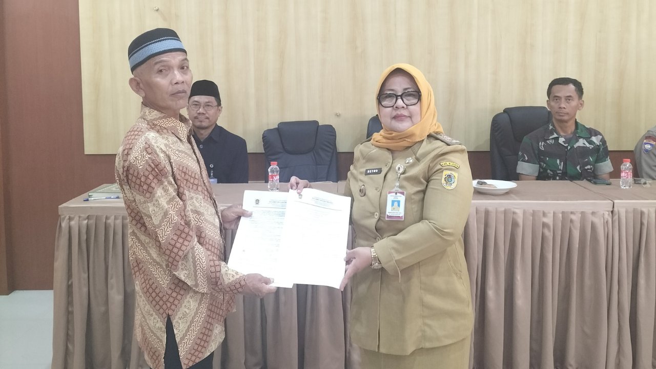 Resmi Dilantik, Anggota BPD PAW Desa Jabung Siap Lanjutkan Pengabdian untuk Masyarakat.