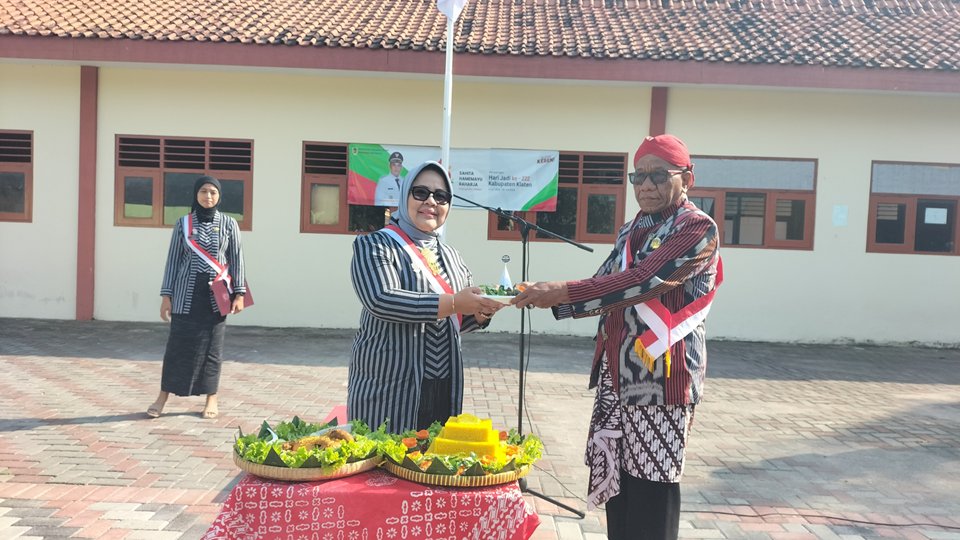 Kecamatan Gantiwarno Gelar Upacara Peringatan Hari Jadi ke-222 Kabupaten Klaten