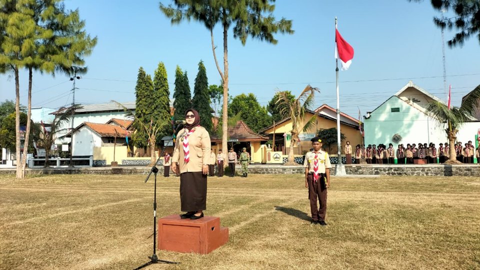 Camat Gantiwarno Ikuti Upacara Hari Pramuka ke-65 di Lapangan Maruto Gesikan