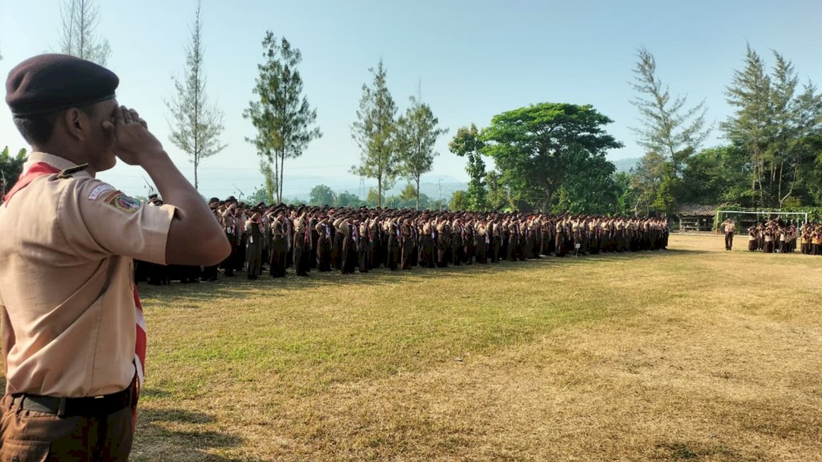 Camat Gantiwarno Ikuti Upacara Hari Pramuka ke-65 di Lapangan Maruto Gesikan